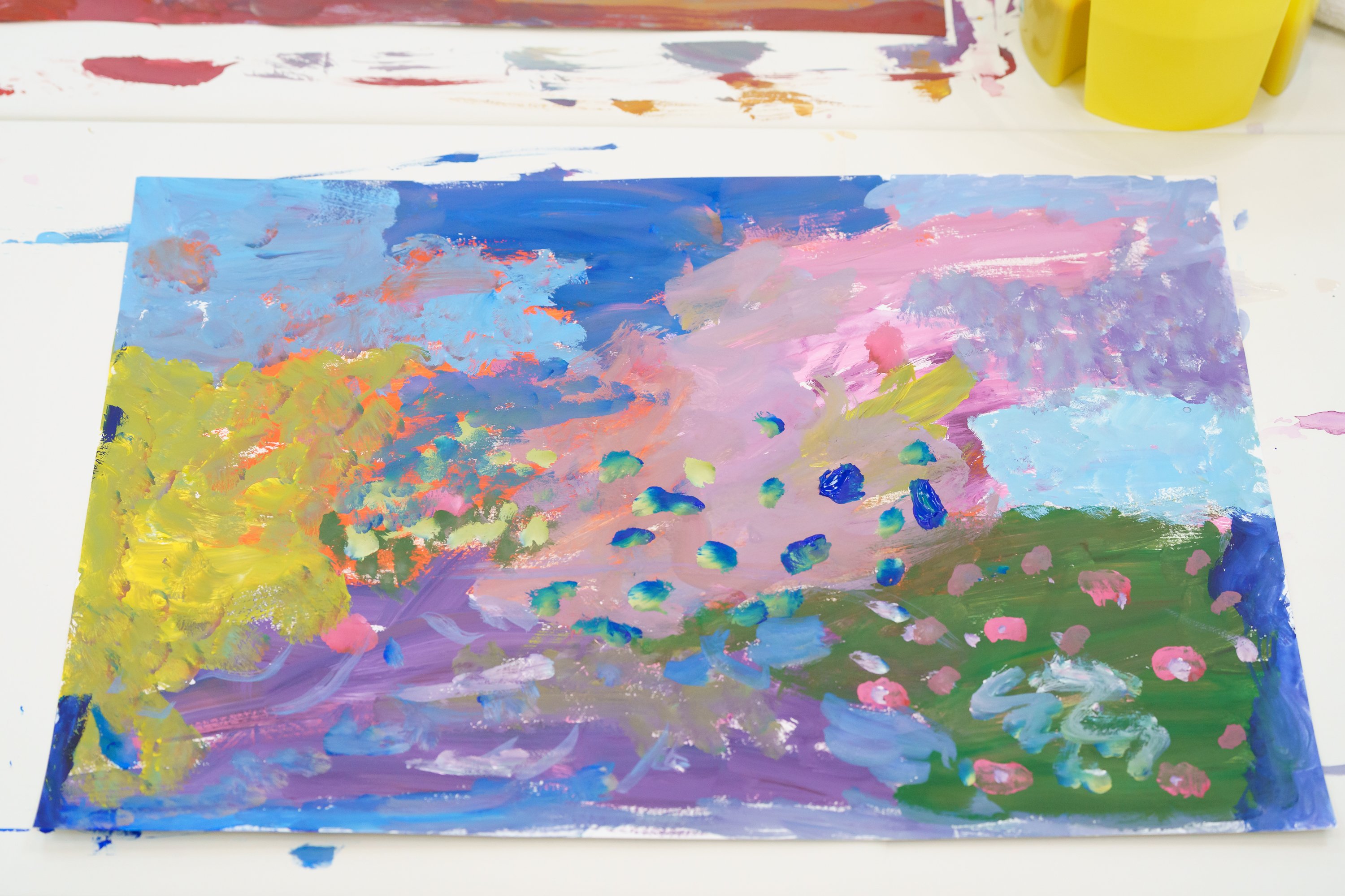 何層にも色が重ねられた作品